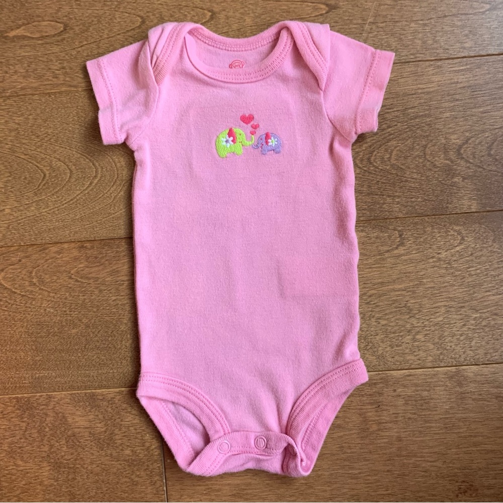 3/$10 OKIEDOKIE Baby girl bodysuit nb